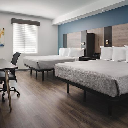 Stayapt Suites Pensacola-Uwf/Florida Hospital Area Ferry Pass Екстер'єр фото